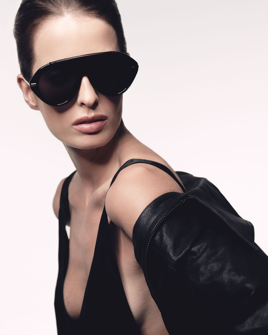 Past Midnight The Icon 2.0 Black.
